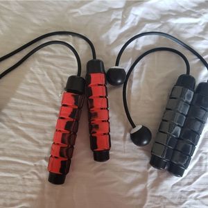 NWOT Redify cordless skipping rope for narrow places